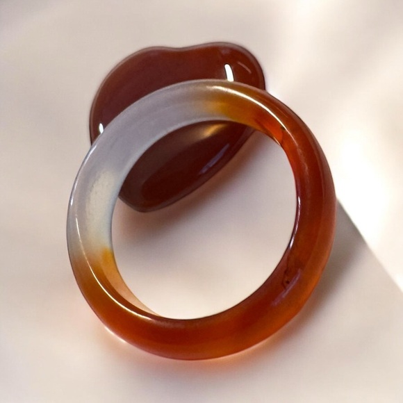 Carnelian Crystal Stone Ring & Carved Heart - Picture 6 of 8